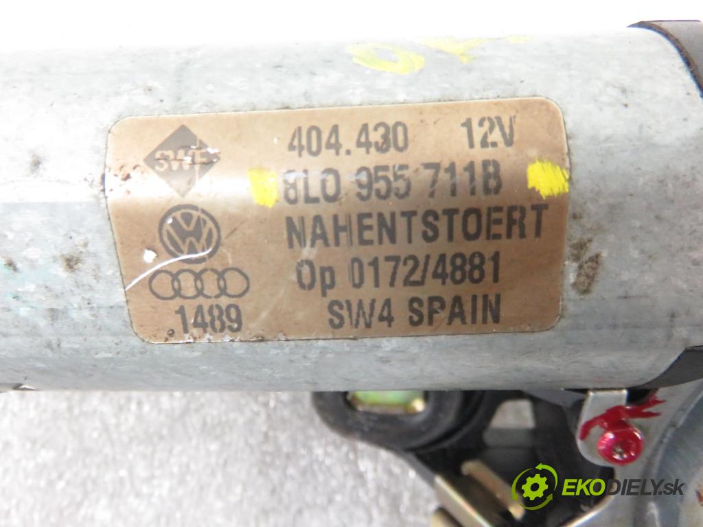 AUDI A3 (8L1) HB 2000 75,00 1.6 - AVU 1595,00 motorek stěrače ZADNÍ: 8L0955711B
