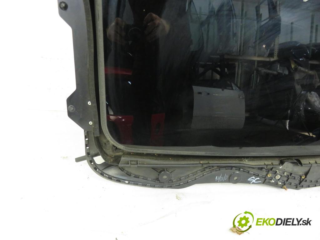 LAND ROVER RANGE ROVER SPORT (L320) SUV 2007 140,00 2.7 TDV6 4x4 190 - 276DT (PSA) 2720,00 střešní okno 4222395B (Okna karoserie)