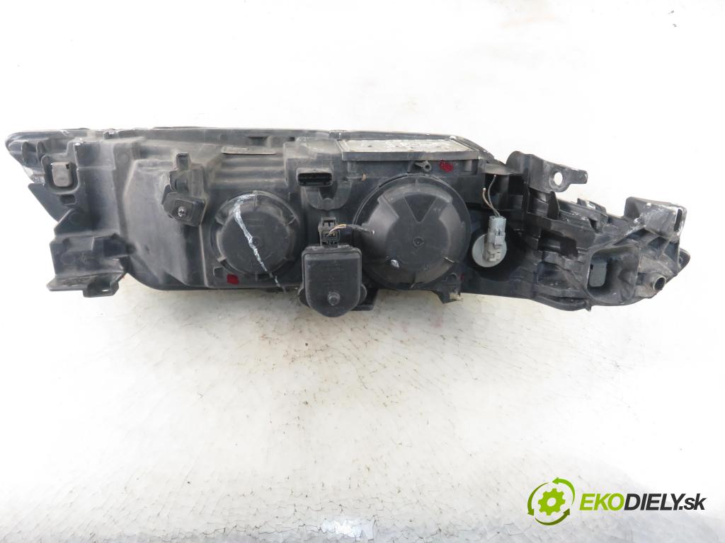 RENAULT LAGUNA II Grandtour (KG0/1_) KOMBI 2002 74,00 1.9 dCi 107 - F9Q 754 1870,00 Svetlo LP 8200163323