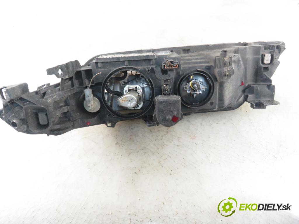 RENAULT LAGUNA II Grandtour (KG0/1_) KOMBI 2002 74,00 1.9 dCi 107 - F9Q 754 1870,00 Svetlo PP 8200163324