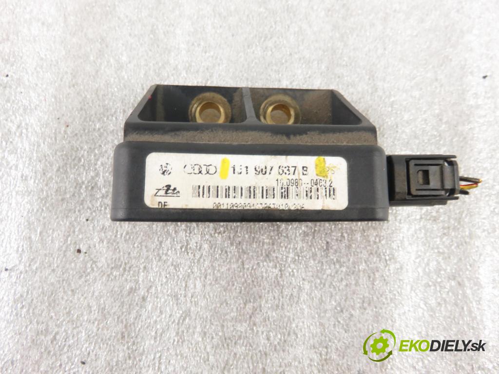 AUDI A3 (8L1) HB 2000 75,00 1.6 - AVU 1595,00 snímač ESP 1J0907657B ; 1J1907637B ; 10098001121