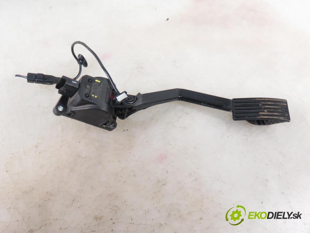 CITROEN C5 III (RD_) SEDAN 2008 100,00 2.0 HDi - RHR (DW10BTED4) 1997,00 Potenciometer plynu 9661503980 ; 0280755095 ; F00C3E2434 (Pedále)