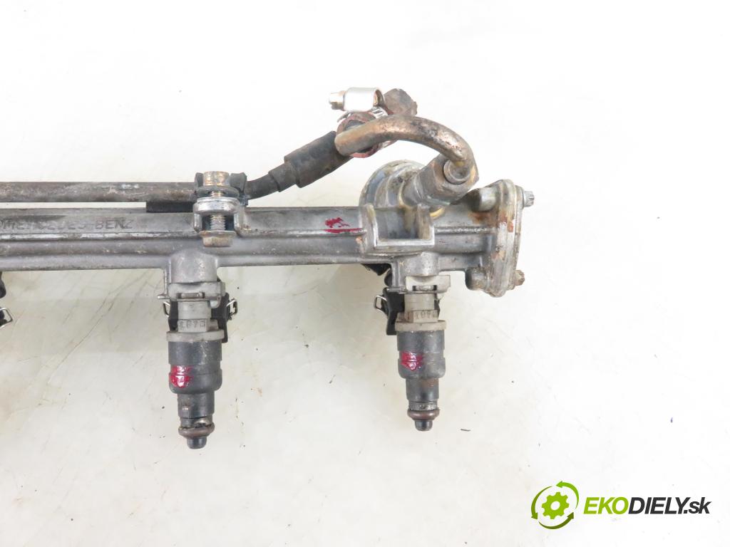 MERCEDES-BENZ KLASA C (W202) SEDAN 1995 90,00 C 180 (202.018) - M 111.920 1799,00 Lišta vstrekovacia 0000787423 (Vstrekovacie lišty)