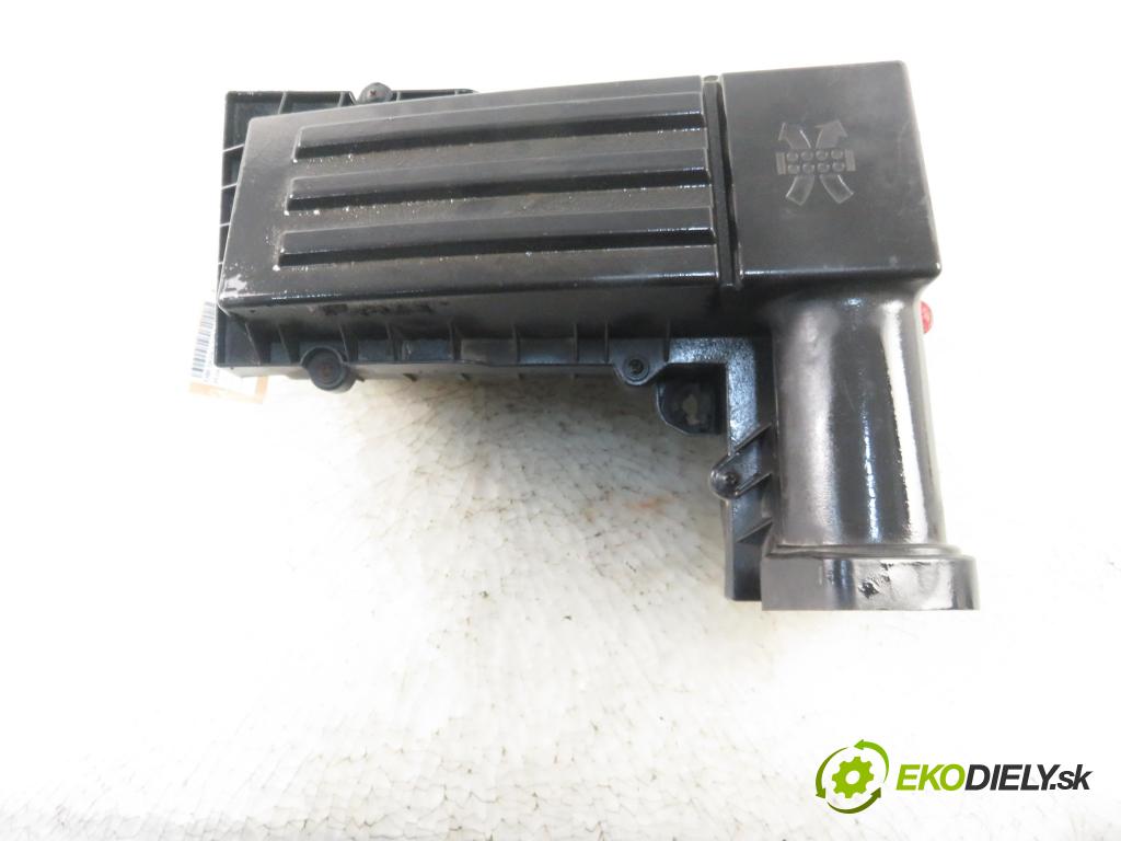 VW GOLF V (1K1) HB 2005 77,00 1.9 TDI PD 105 - BKC 1896,00 Obal filtra vzduchu 1K0129607P ; 1K0129601AE (Obaly filtrov vzduchu)