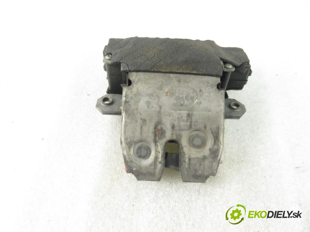 LAND ROVER RANGE ROVER SPORT (L320) SUV 2007 140,00 2.7 TDV6 4x4 190 - 276DT (PSA) 2720,00 zámok dveří kufr EL. FQR500130