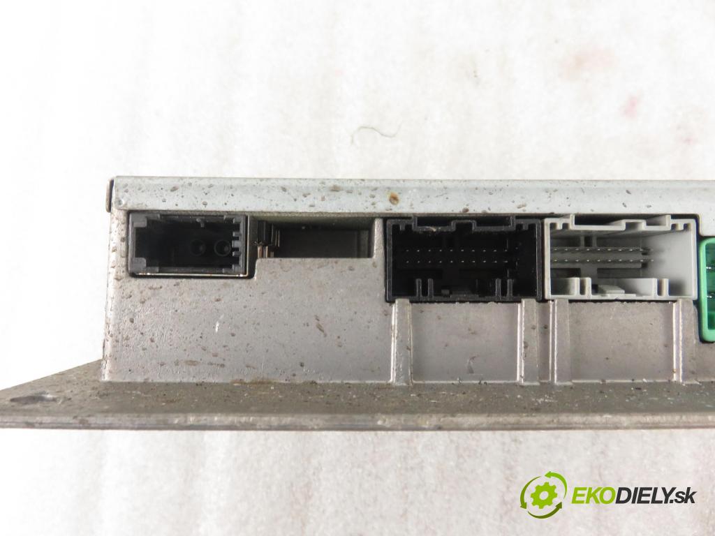 LAND ROVER RANGE ROVER SPORT (L320) SUV 2007 140,00 2.7 TDV6 4x4 190 - 276DT (PSA) 2720,00 Zosilňovač XQK500095 (Zosilňovače)