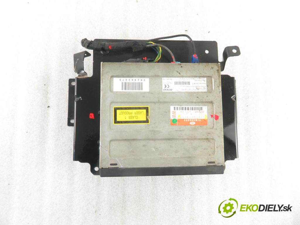 LAND ROVER RANGE ROVER SPORT (L320) SUV 2007 140,00 2.7 TDV6 4x4 190 - 276DT (PSA) 2720,00 čítač navigácie 4621008671 (Ostatné)