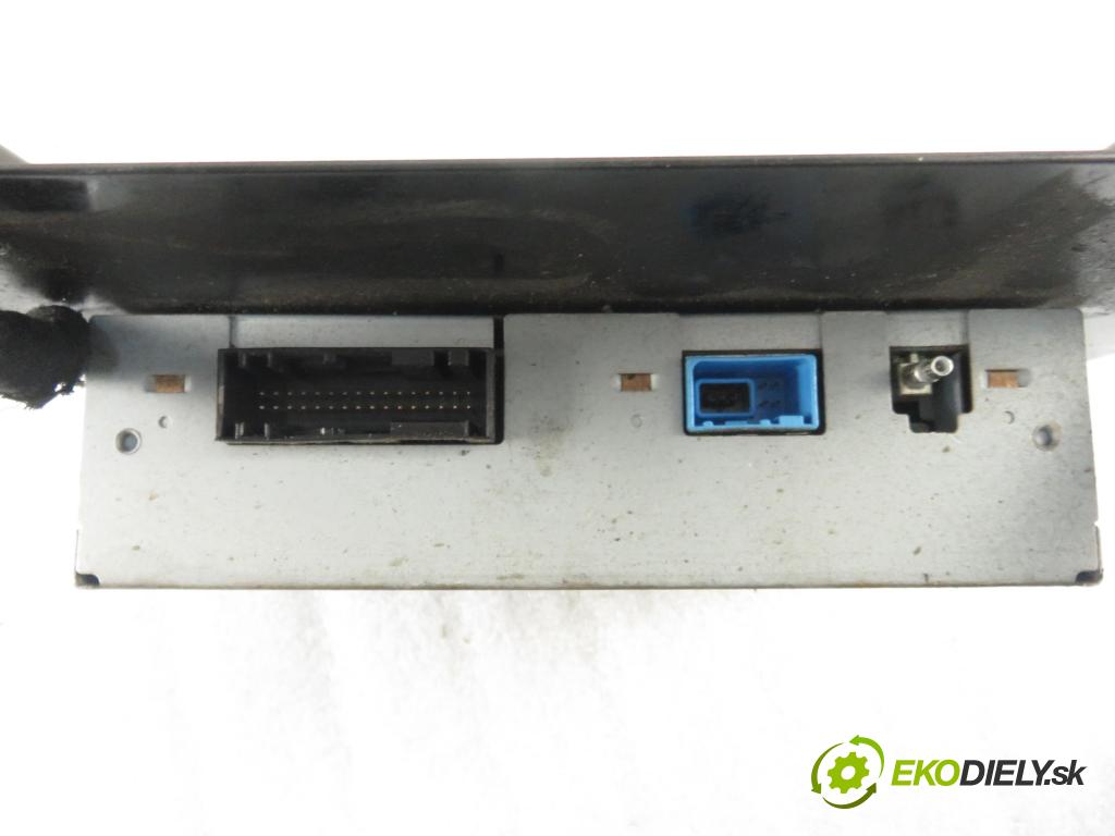 LAND ROVER RANGE ROVER SPORT (L320) SUV 2007 140,00 2.7 TDV6 4x4 190 - 276DT (PSA) 2720,00 čítač navigácie 4621008671 (Ostatné)