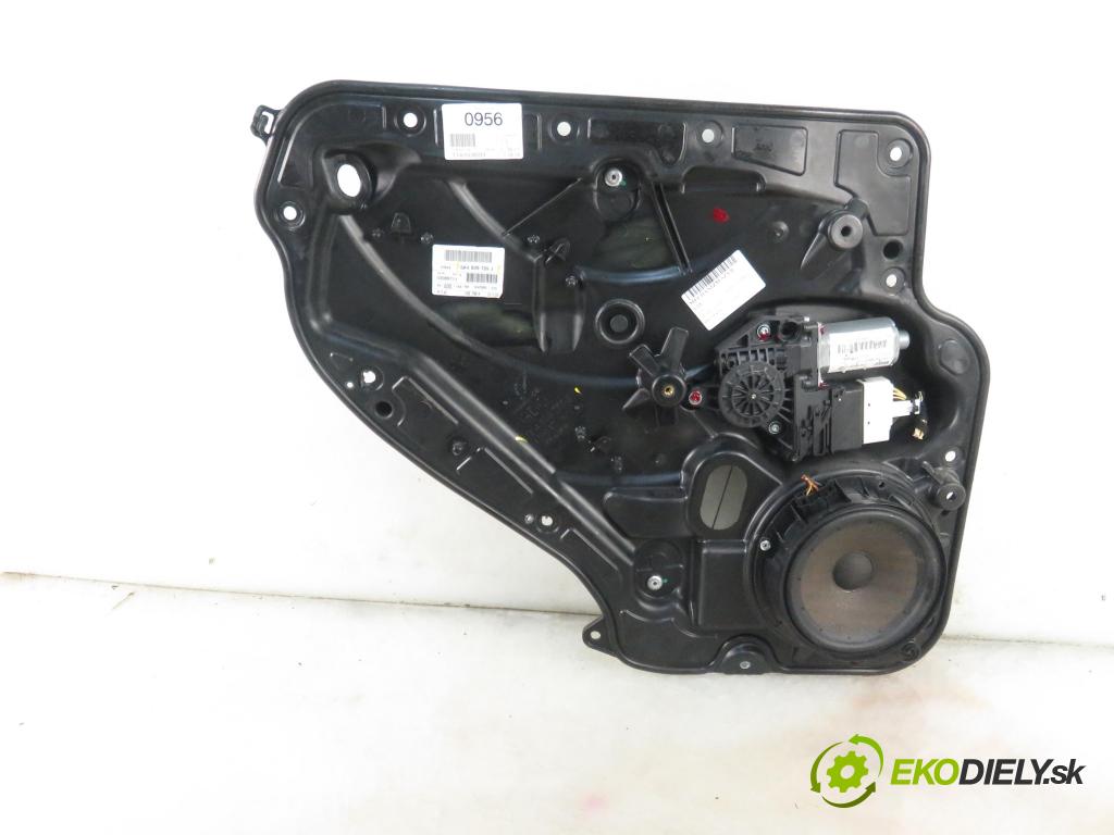 VW GOLF VI (5K1) HB 2012 77,00 1.6 TDI - CAYC 1598,00 Mechanizmus okien 5K0959703D ; 5K4839729J ; 5K4839755L