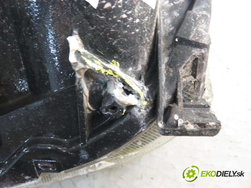 OPEL MERIVA A nadwozie wielkoprzestrzenne (MPV) (X03) MINIVAN 2004 74,00 1.7 CDTI 100 - Z 17 DTH 1686,00 Svetlo PP 93321053
