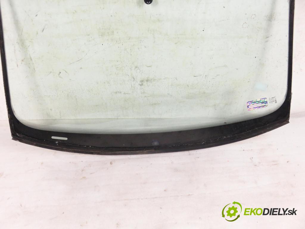 VW GOLF VI (5K1) HB 2012 77,00 1.6 TDI - CAYC 1598,00 Okno čelná 