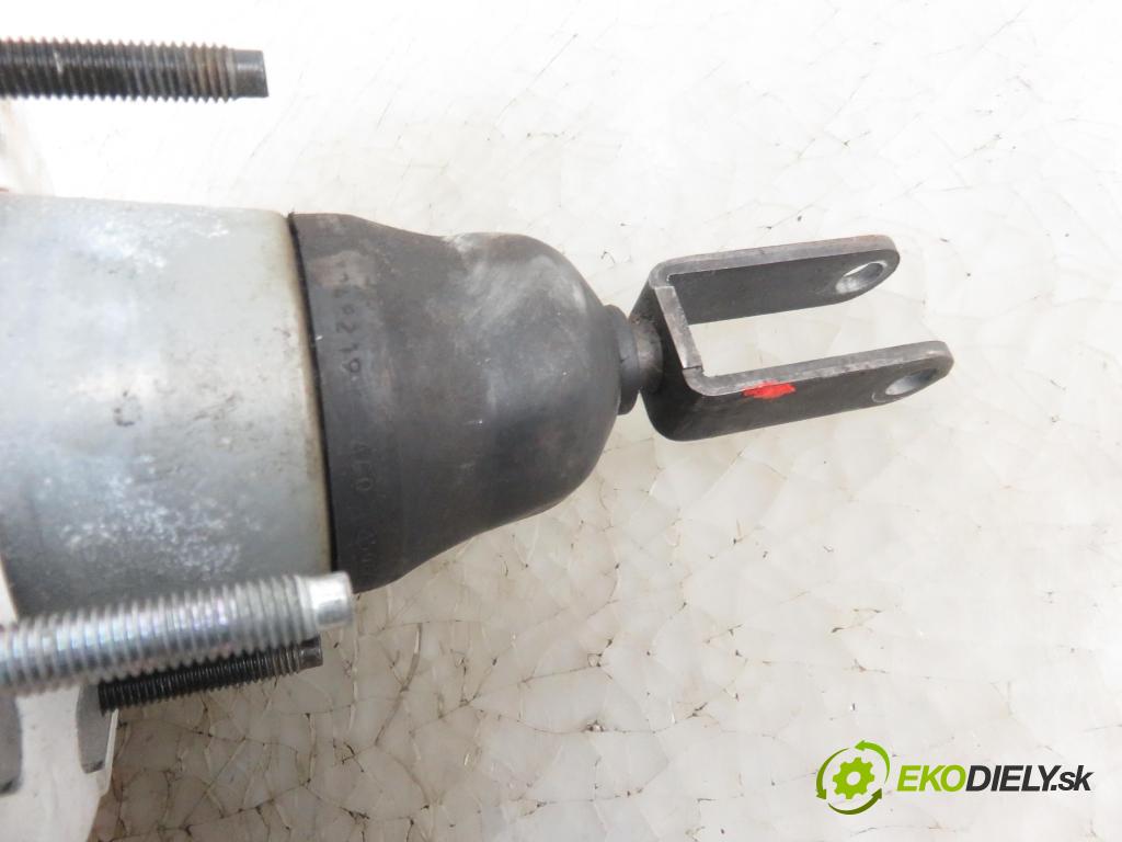 LAND ROVER RANGE ROVER SPORT (L320) SUV 2007 140,00 2.7 TDV6 4x4 190 - 276DT (PSA) 2720,00 Posilovač SJJ500010 (Servočerpadlá, pumpy riadenia)