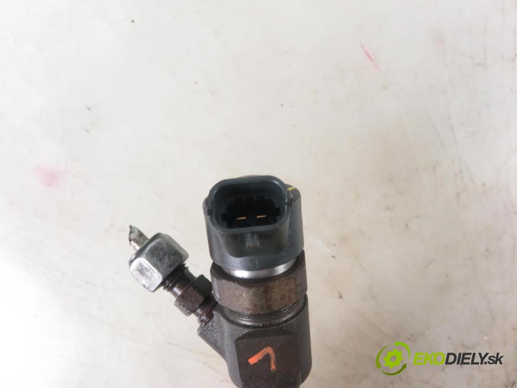 RENAULT SCENIC II (JM0/1_) MINIVAN 2006 96,00 1.9 dCi (JM15) - F9Q 804 1870,00 vstrekovač 8200389369 ; 0445110230 (Vstrekovače)