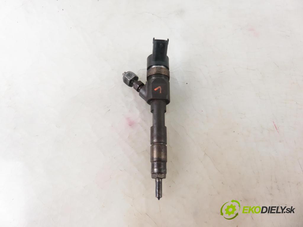 RENAULT SCENIC II (JM0/1_) MINIVAN 2006 96,00 1.9 dCi (JM15) - F9Q 804 1870,00 vstrekovač 8200389369 ; 0445110230 (Vstrekovače)