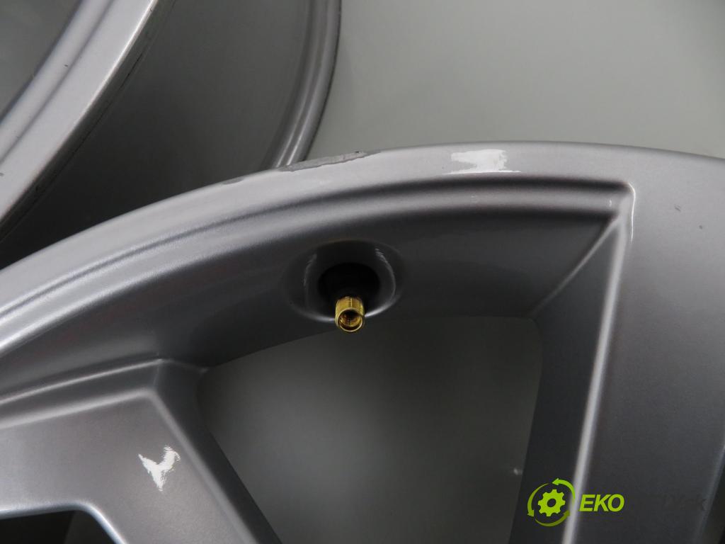 AUDI   0    disky / disk 80A601025L