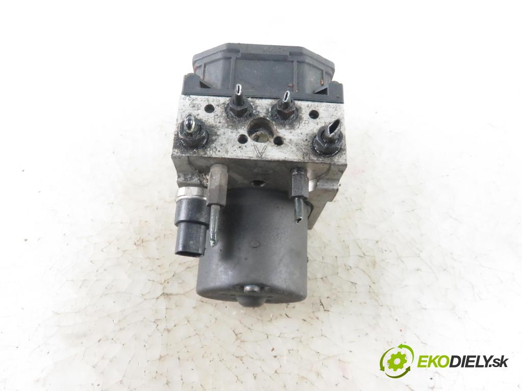 TOYOTA AVENSIS Kombi (_T25_) KOMBI 2004 85,00 2.0 D-4D 116 - 1CD-FTV 1995,00 Pumpa ABS 8954105073 ; 0265950147 (Pumpy ABS)