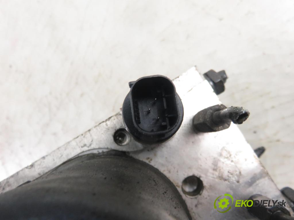 TOYOTA AVENSIS Kombi (_T25_) KOMBI 2004 85,00 2.0 D-4D 116 - 1CD-FTV 1995,00 Pumpa ABS 8954105073 ; 0265950147 (Pumpy ABS)