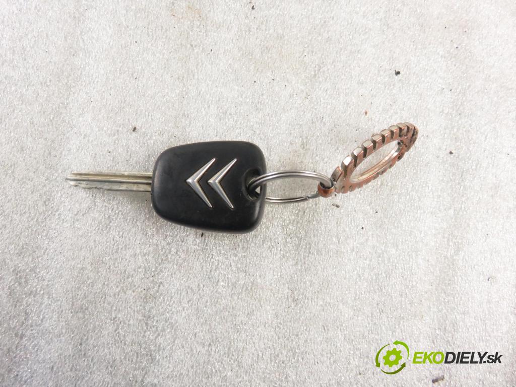 CITROEN BERLINGO / BERLINGO FIRST nadwozie wielkoprzestrzenne (MPV) KOMBIVAN 2000 51,00 1.9 D - WJY (DW8B) 1868,00 spinačka  (Spínacie skrinky a kľúče)