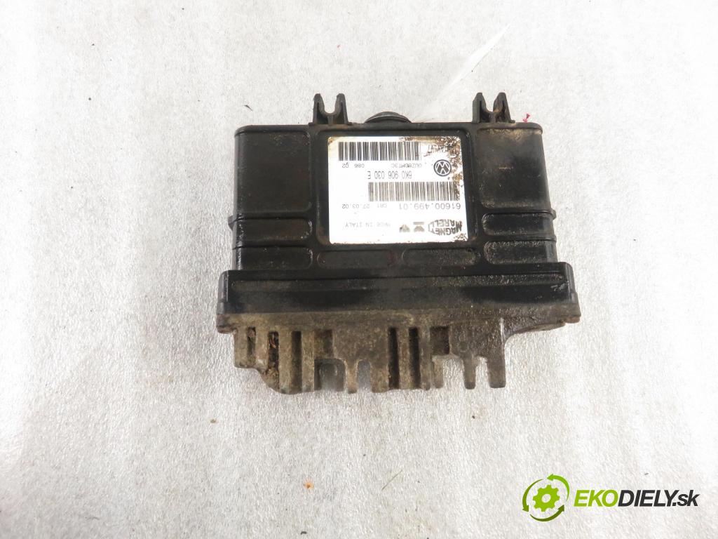SEAT CORDOBA (6K2) SEDAN 2002 55,00 1.6 - ALM 1598,00 řídící jednotka motora 6K0906030E ; IAW1AVV7