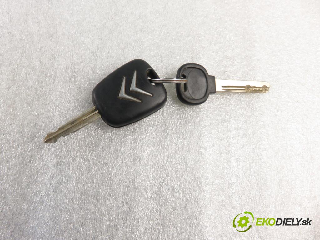 CITROEN BERLINGO / BERLINGO FIRST nadwozie wielkoprzestrzenne (MPV) KOMBIVAN 2006 66,00 1.6 HDI 90 - 9HX (DV6ATED4) 1560,00 spinačka 9663123280 (Spínacie skrinky a kľúče)