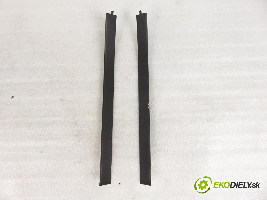 BMW 3 Touring (E46) KOMBI 2004 110,00 320 d 150 - M47 D20 (204D4) 1995,00 Stropný tapacír  (Stropné tapacíre)