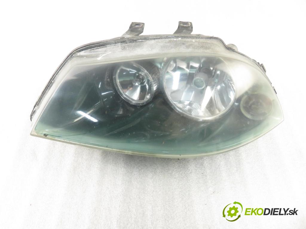 SEAT CORDOBA (6L2) SEDAN 2004 55,00 1.4 16V - BBY 1390,00 Svetlo LP