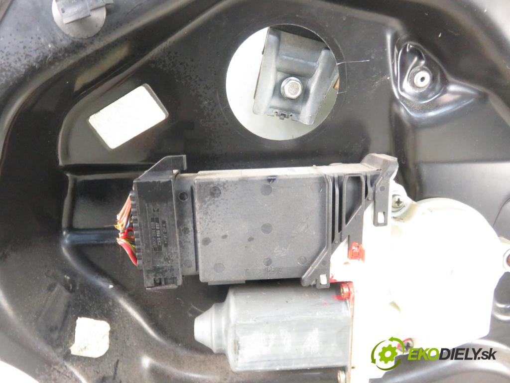 SEAT TOLEDO II (1M2) SEDAN 2000 66,00 1.9 TDI 90 - ALH 1896,00 mechanismus oken PPE 1M1837730