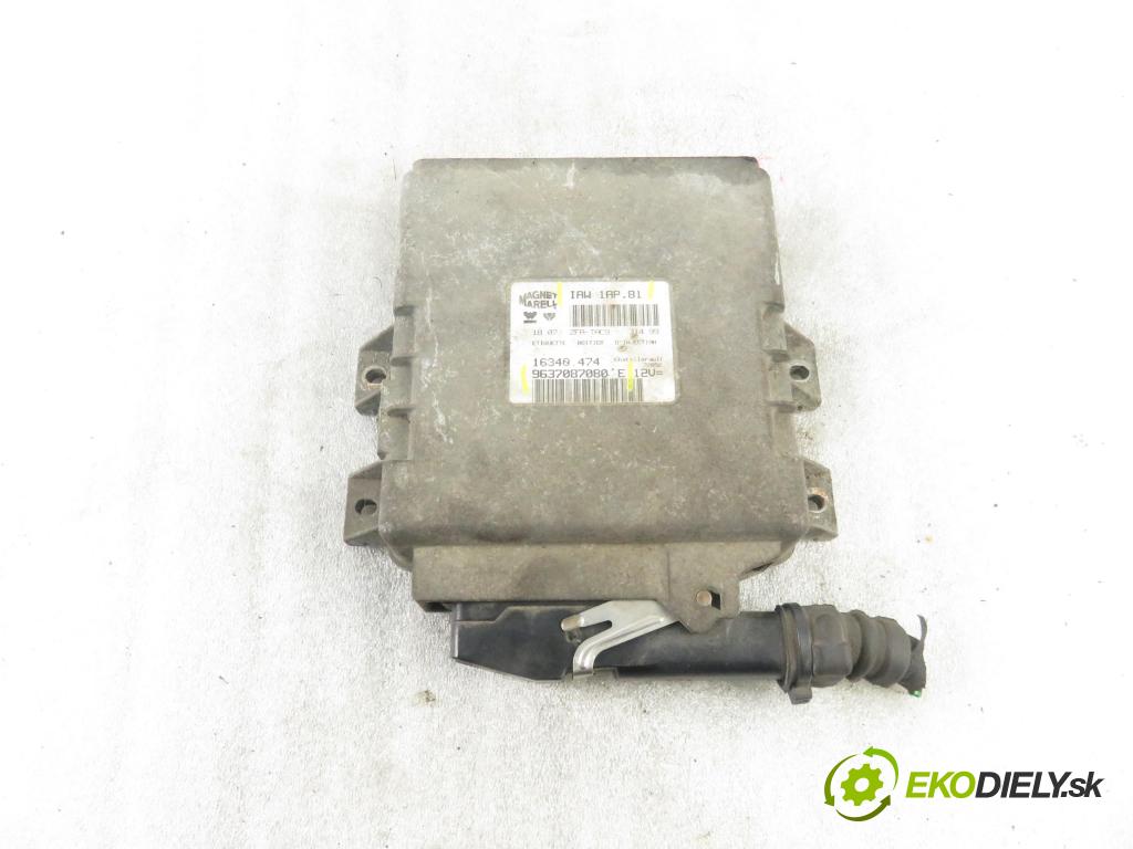 CITROEN SAXO (S0, S1) HB 1999 55,00 1.4 VTS 75 - KFX (TU3JP) 1360,00 řídící jednotka motora IAW1AP81 ; 9637087080E