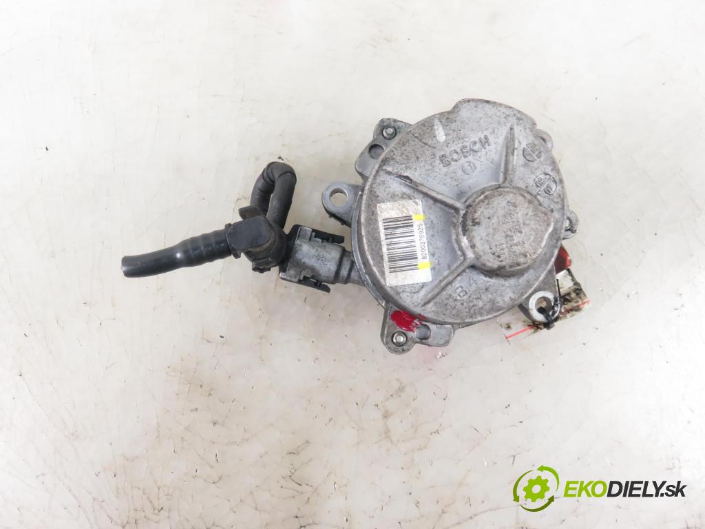 RENAULT SCENIC II (JM0/1_) MINIVAN 2007 110,00 2.0 dCi (JM1K) - M9R 721 1995,00 Pumpa vákuová 8200376925