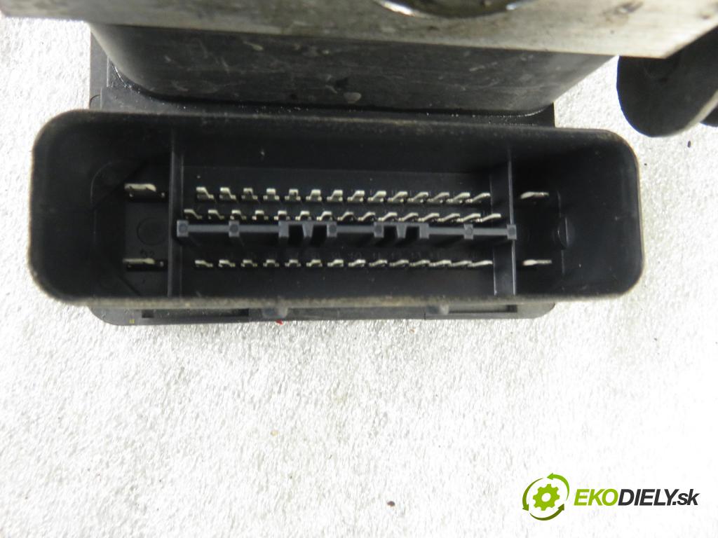 VW GOLF V (1K1) HB 2005 147,00 2.0 GTI - AXX 1984,00 Pumpa ABS 1K0614517J ; 10096003483 ; 1K0907379K (Pumpy ABS)