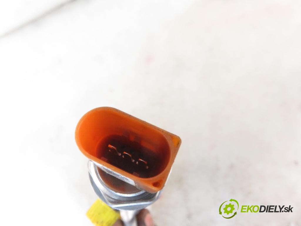 VW GOLF VI (5K1) HB 2012 77,00 1.6 TDI - CAYC 1598,00 Lišta vstrekovacia 03L089H ; 03L906054A (Vstrekovacie lišty)