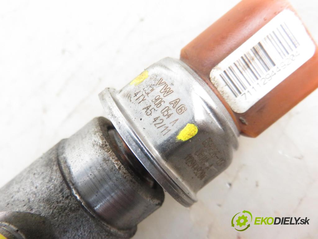 VW GOLF VI (5K1) HB 2012 77,00 1.6 TDI - CAYC 1598,00 Lišta vstrekovacia 03L089H ; 03L906054A (Vstrekovacie lišty)