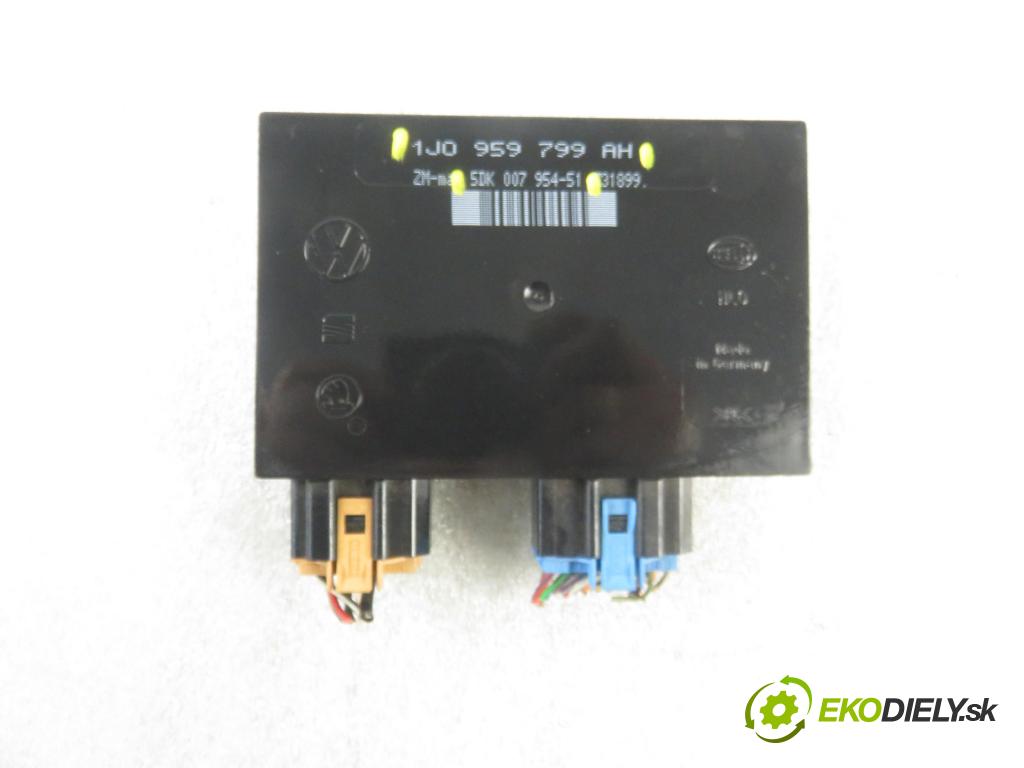 SEAT TOLEDO II (1M2) SEDAN 2001 92,00 1.8 20V 125 - AGN 1781,00 MODUL komfortu 1J0959799AH ; 5DK00795451