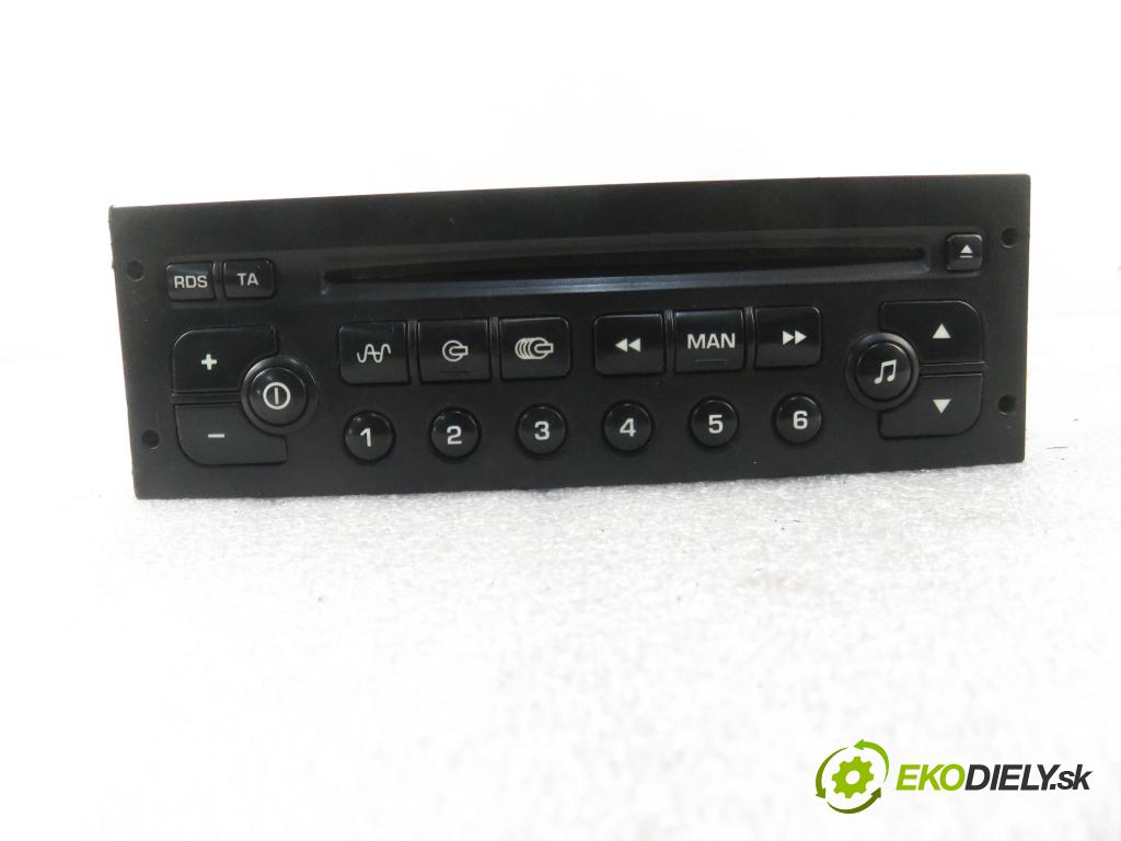 PEUGEOT 206 liftback (2A/C) HB 2002 80,00 1.6 16V - NFU (TU5JP4) 1587,00 RADIO CD 9645145977