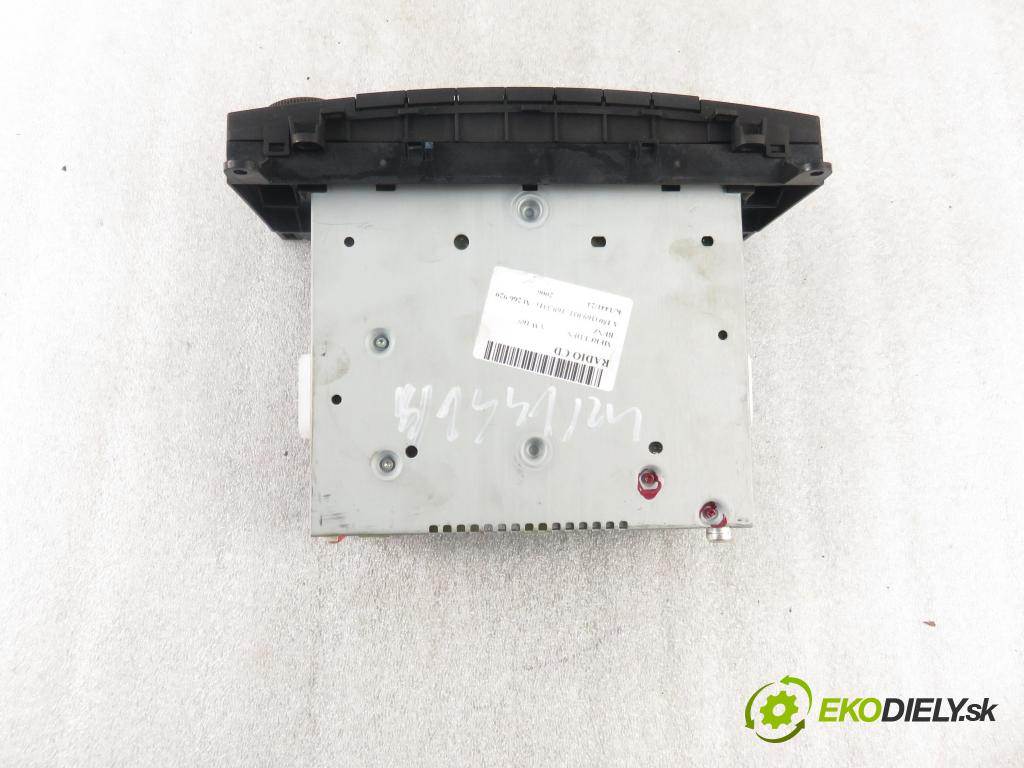 MERCEDES-BENZ KLASA A (W169) MINIVAN 2006 70,00 A 150 (169.031, 169.331) - M 266.920 1498,00 RADIO CD A1698200486
