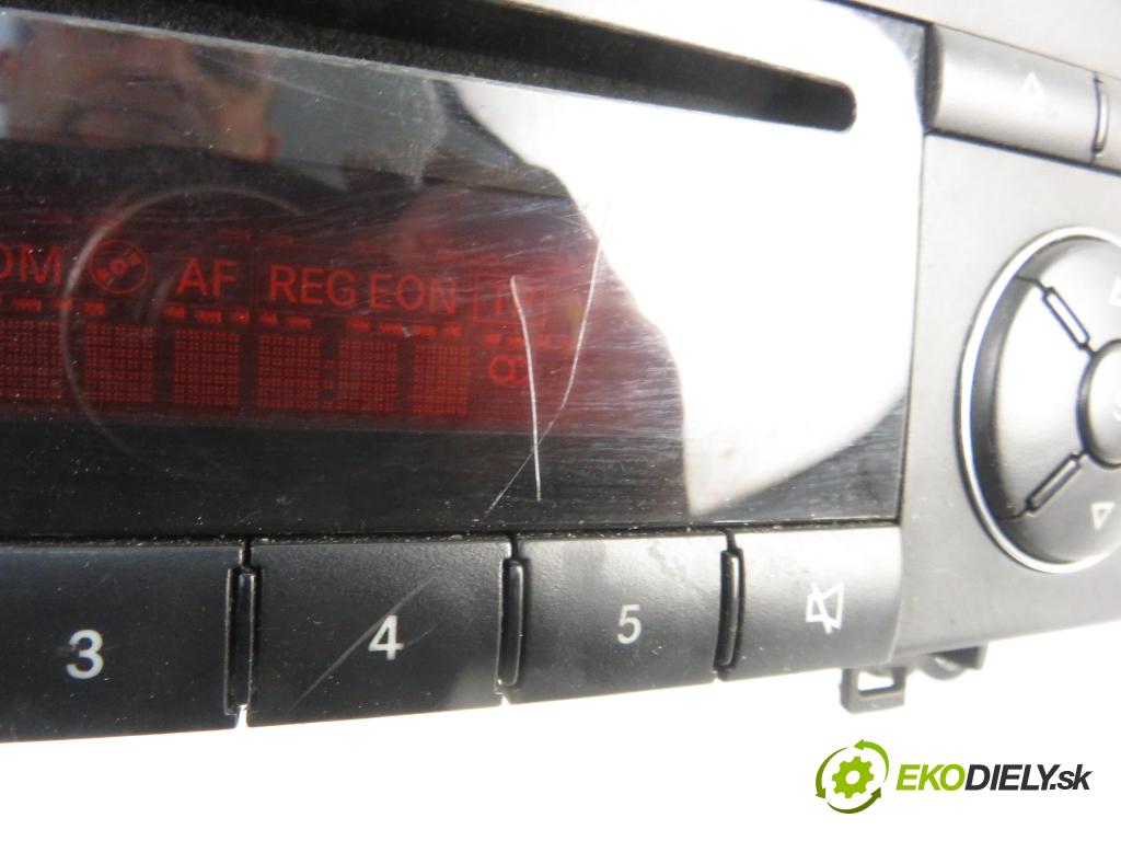 MERCEDES-BENZ KLASA A (W169) MINIVAN 2006 70,00 A 150 (169.031, 169.331) - M 266.920 1498,00 RADIO CD A1698200486