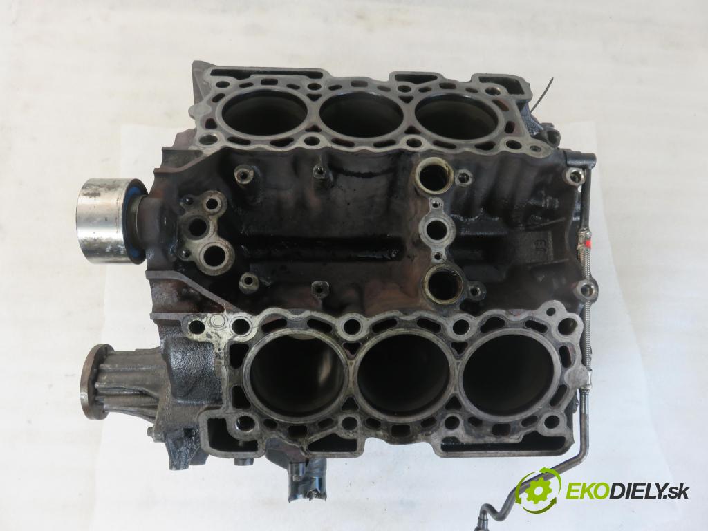 LAND ROVER RANGE ROVER SPORT (L320) SUV 2007 140,00 2.7 TDV6 4x4 190 - 276DT (PSA) 2720,00 blok Motor  (Blok motora)