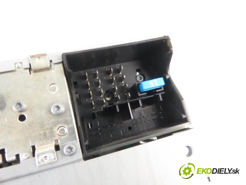 OPEL ASTRA H (A04) HB 2004 77,00 1.6 - Z 16 XEP 1598,00 RADIO CD 93183872