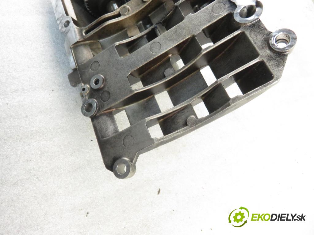 BMW 3 Touring (E46) KOMBI 2004 110,00 320 d 150 - M47 D20 (204D4) 1995,00 pumpa oleje 8056052011 (Olejové pumpy)