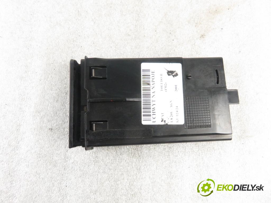 SEAT TOLEDO II (1M2) SEDAN 2001 92,00 1.8 20V 125 - AGN 1781,00 Držiak na nápoje 1M1862531C (Úchyty, držiaky na nápoje)