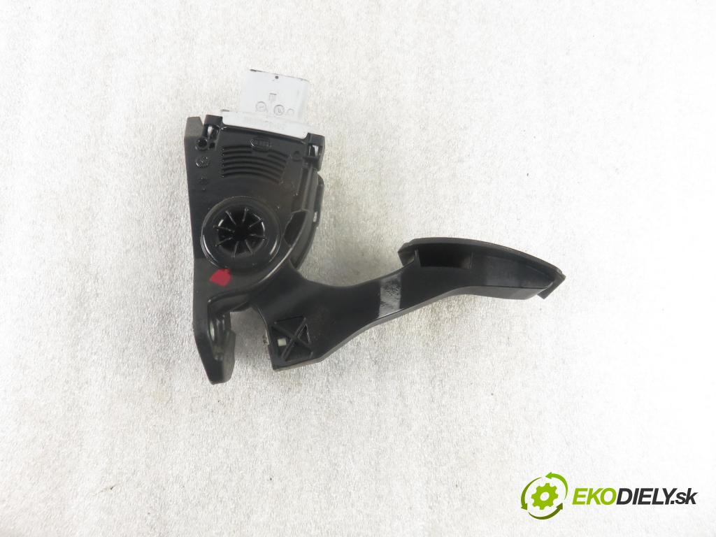 MAN TGX I CIĄGNIK SIODŁOWY 2014 353,00 18.480 - D 2676 LF 25 12419,00 Potenciometer plynu 81259706103 ; 6PV00937100 (Pedále)