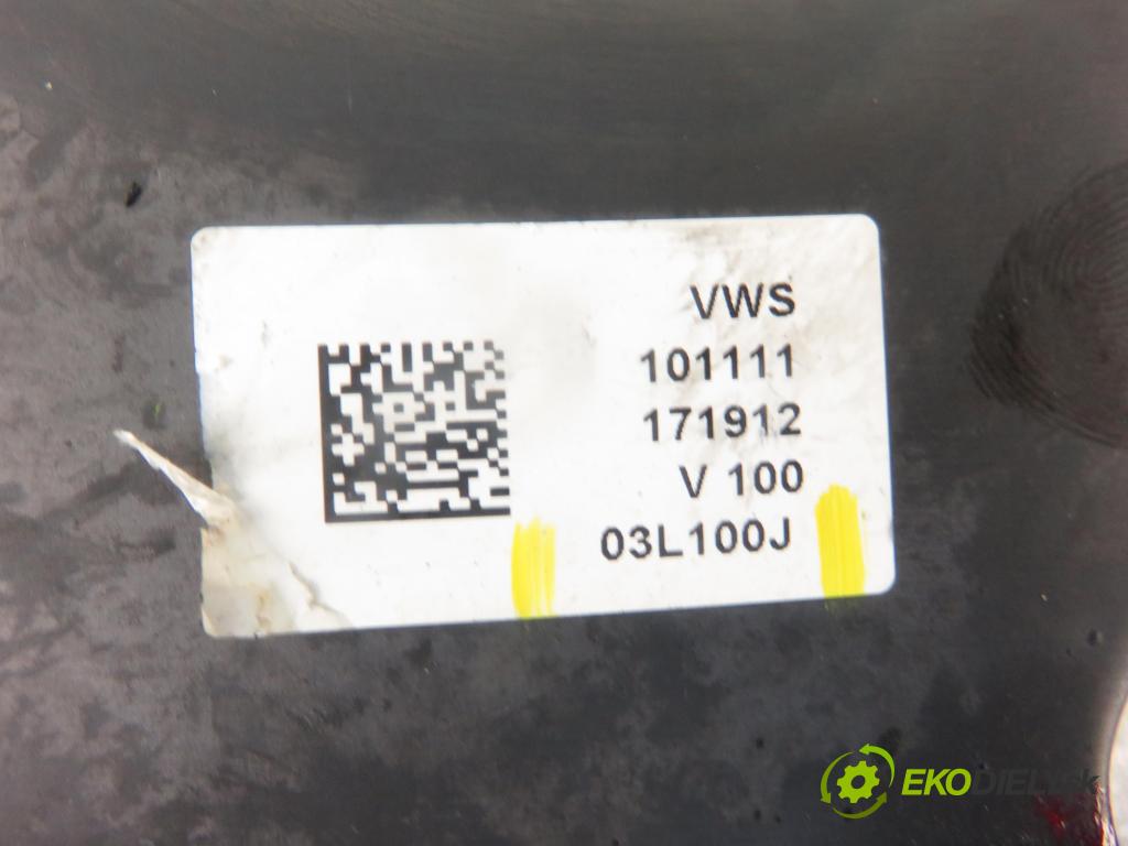 VW GOLF VI (5K1) HB 2012 77,00 1.6 TDI - CAYC 1598,00 Pumpa vákuová 03L100J ; 03L145207