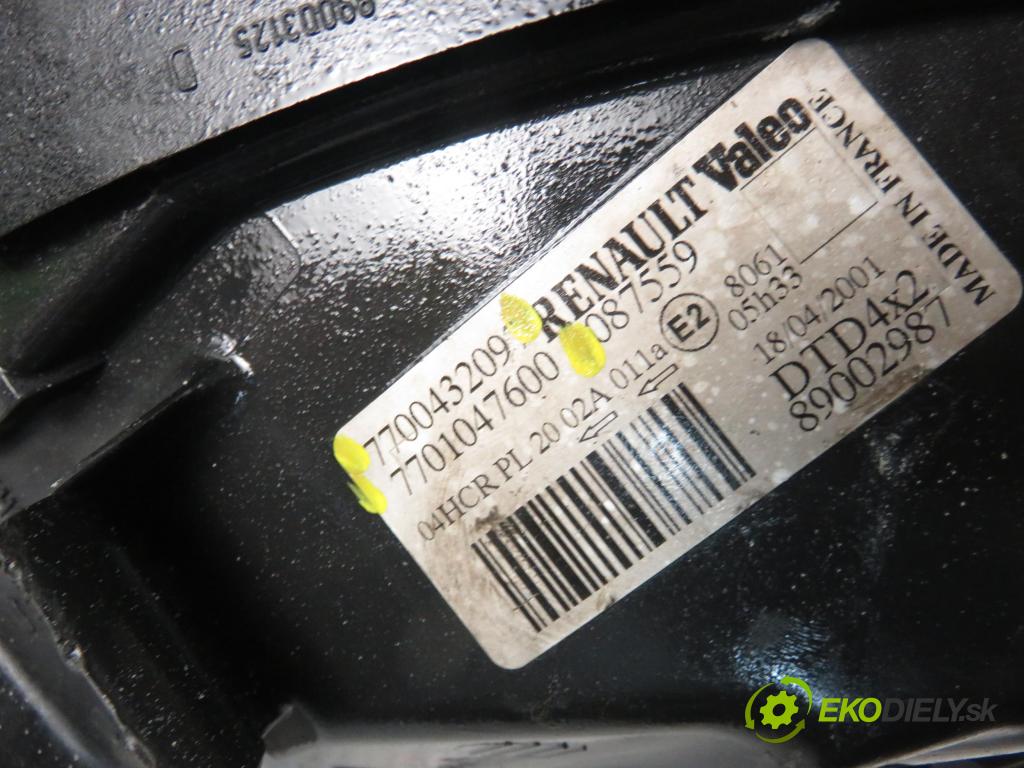 RENAULT SCENIC I (JA0/1_) MINIVAN 1999 79,00 1.6 16V 107 - K4M 700 1598,00 Svetlo PP 7700432097 ; 7701047600