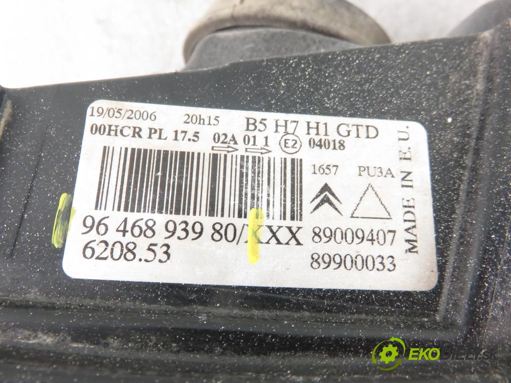 CITROEN C4 I (LC_) HB 2005 80,00 1.6 16V - NFU (TU5JP4) 1587,00 Svetlo LP 9646893980