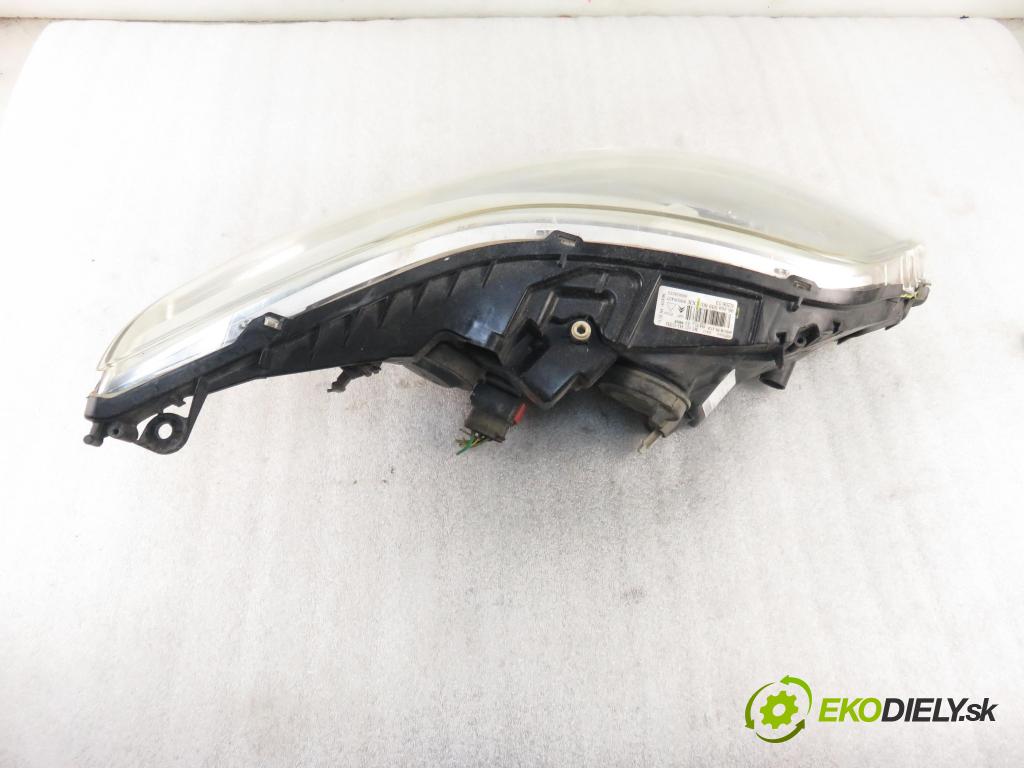 CITROEN C4 I (LC_) HB 2005 80,00 1.6 16V - NFU (TU5JP4) 1587,00 Svetlo LP 9646893980