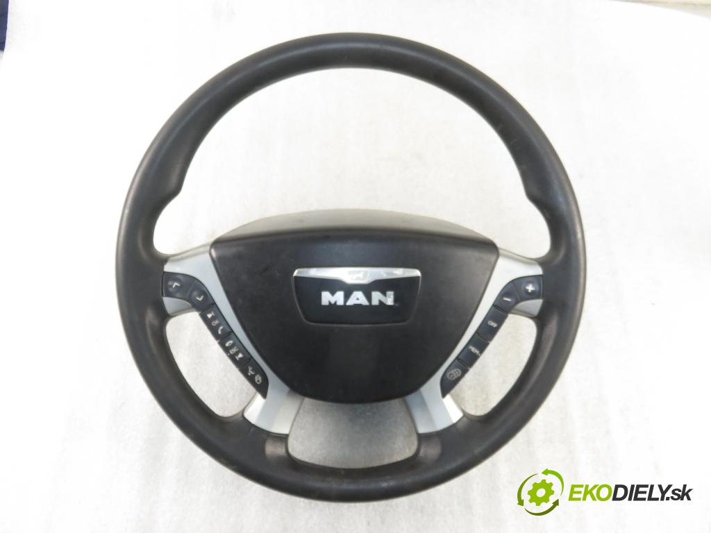 MAN TGX I CIĄGNIK SIODŁOWY 2014 353,00 18.480 - D 2676 LF 25 12419,00 Volant 81464306047 ; 81464326013 (Volanty)