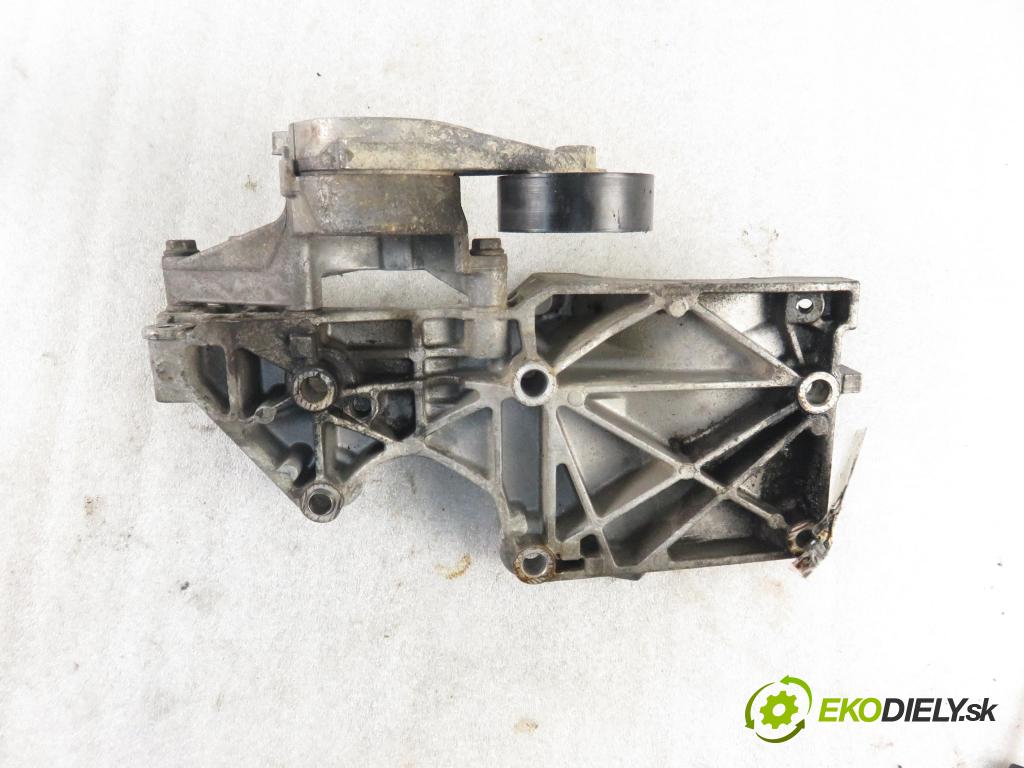 VW PASSAT B6 Variant (3C5) KOMBI 2006 77,00 1.9 TDI - BXE 1896,00 Uchytenie alternátora 038903143AF ; 03G903315C