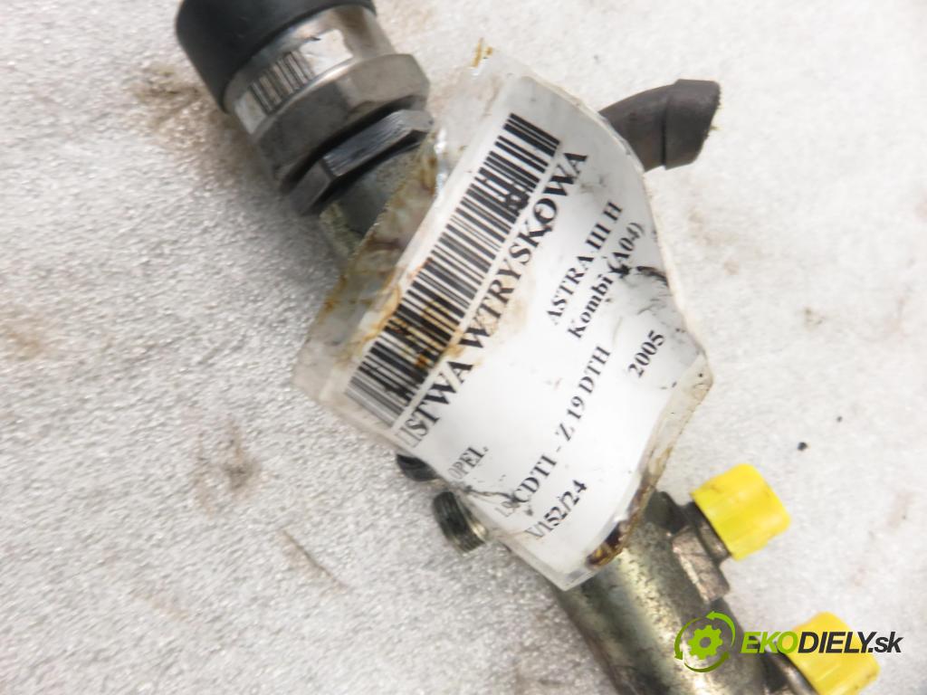 OPEL ASTRA H Kombi (A04) KOMBI 2005 110,00 1.9 CDTI - Z 19 DTH 1910,00 Lišta vstrekovacia 0445214057 ; 55200251 ; 0281002507 (Vstrekovacie lišty)