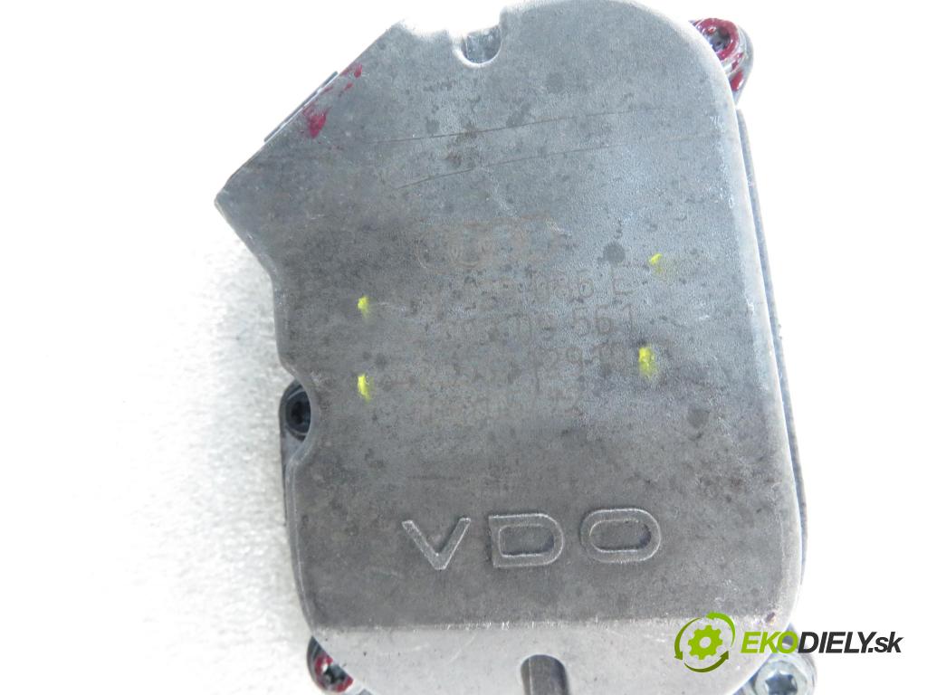 AUDI A6 (4F2, C6) SEDAN 2006 165,00 3.0 TDI quattro - BMK 2967,00 nastavovač svod, potrubí 059129086E ; A2C53112910 (Ostatní)