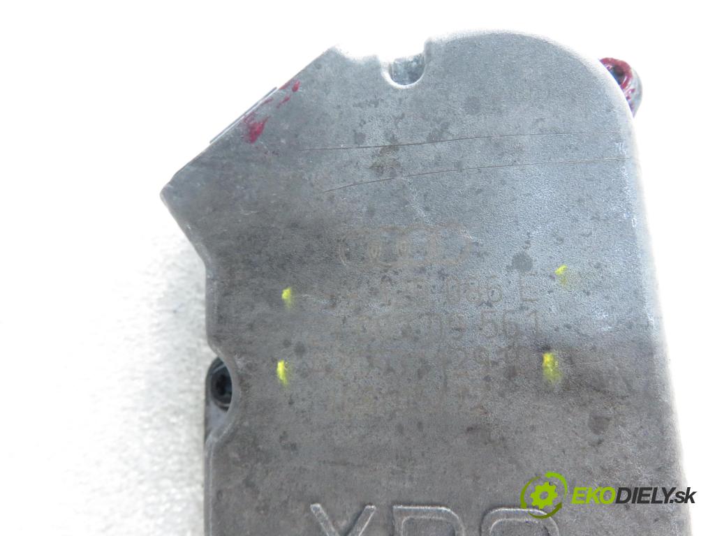 AUDI A6 (4F2, C6) SEDAN 2006 165,00 3.0 TDI quattro - BMK 2967,00 nastavovač svod, potrubí 059129086E ; A2C53112910 (Ostatní)